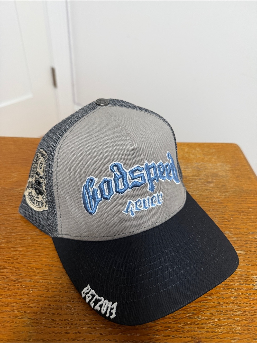 Godspeed 'Never' Embroidered Trucker Hat - Gray & Black